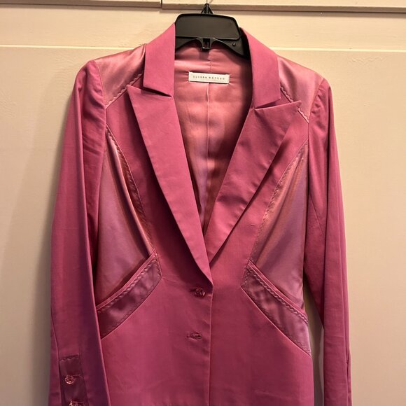 Blazer - Picture 2 of 7